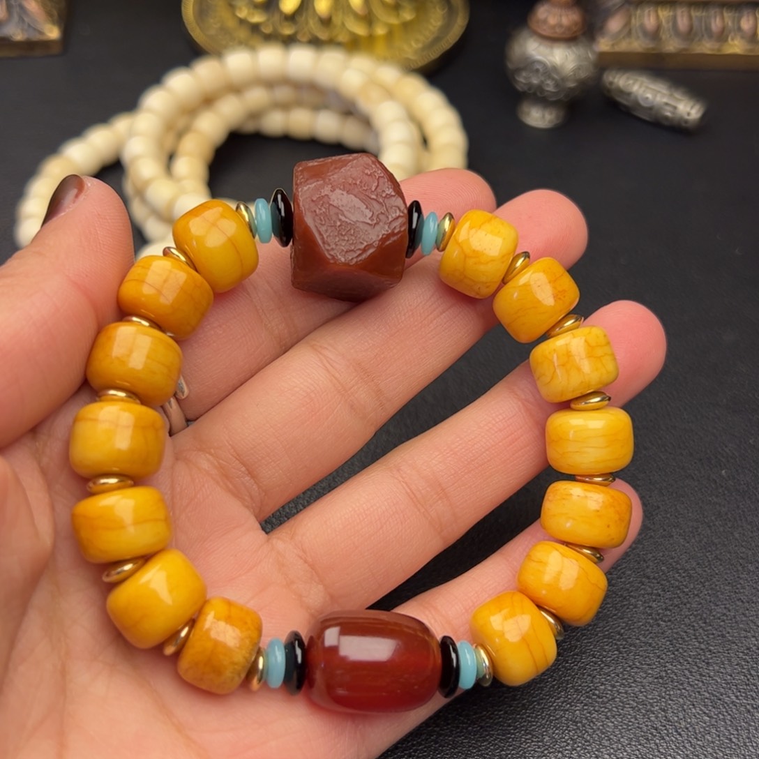 随***缘泥塑藏式风格小配饰