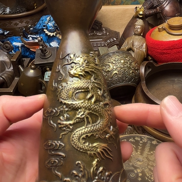 精美铜器批发档口