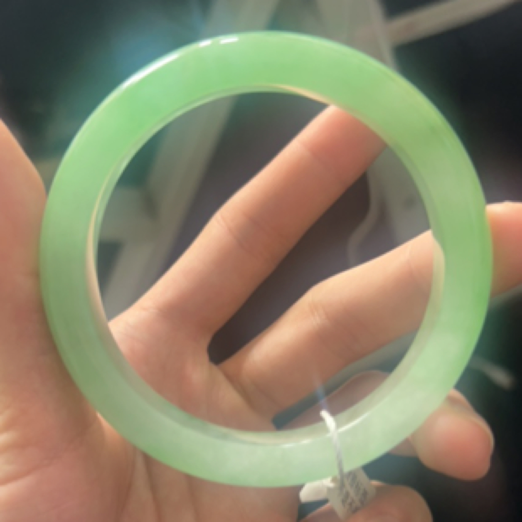 非金属仿水晶手镯 一物一拍手镯