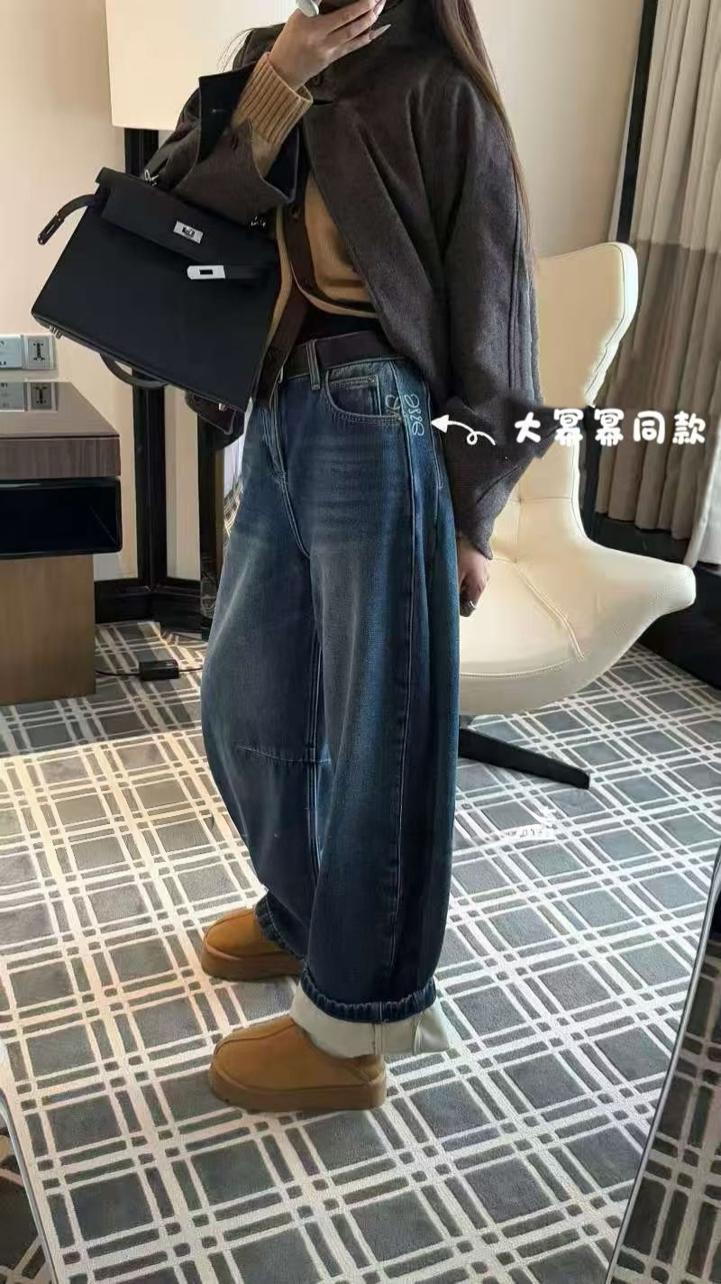 【伊贝儿】秋冬新款弯刀裤女2025年爆款牛仔高品质时尚牛仔杨幂同款