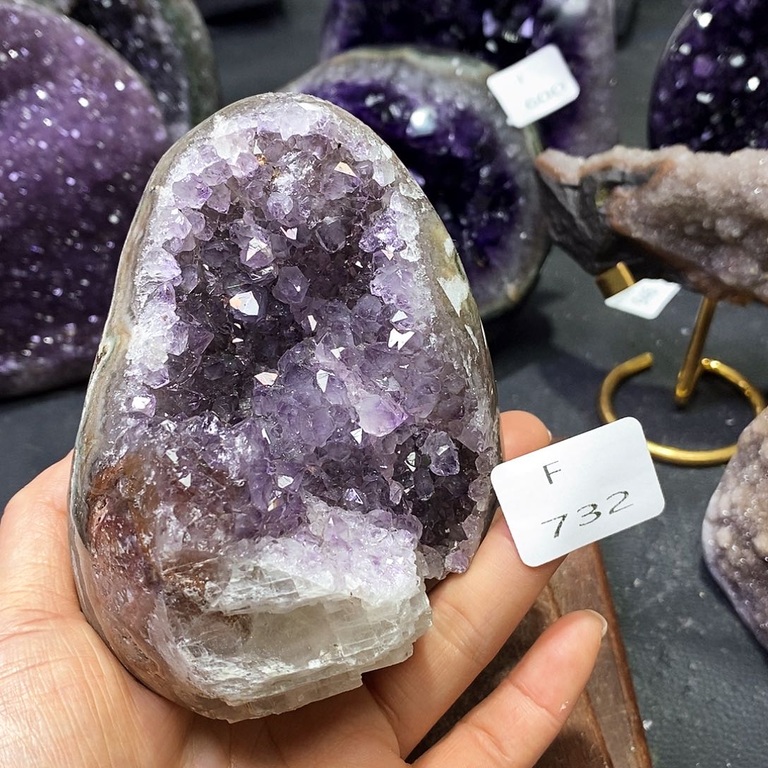 水晶大型摆件（非配饰）未镶嵌