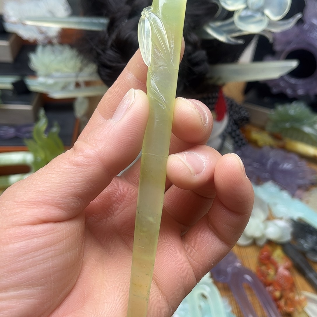 蛇纹石玉未镶嵌岫玉