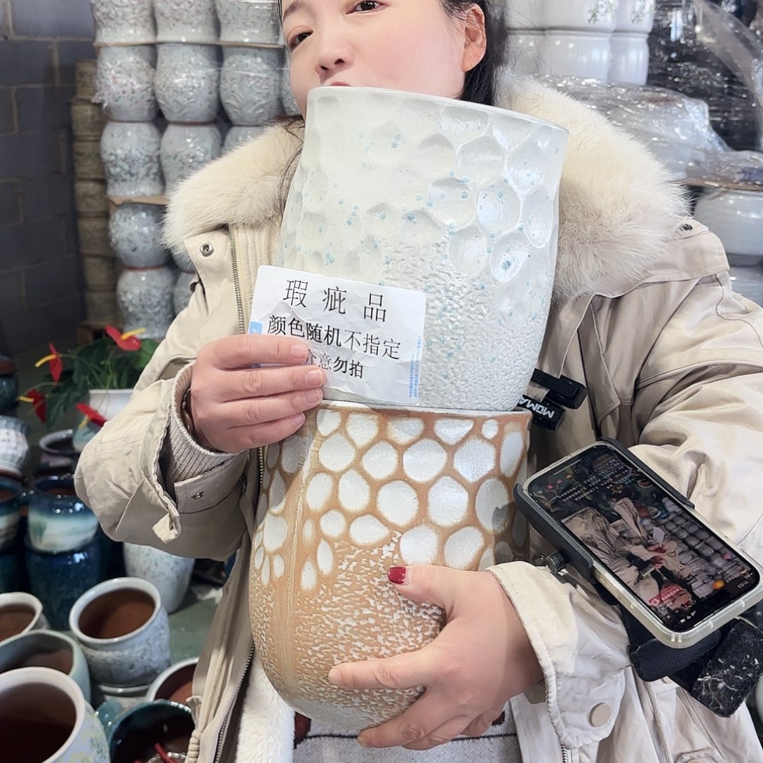 瑕疵两个高23/19红陶