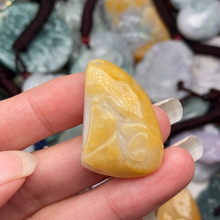 颈饰未镶嵌翡翠翡翠