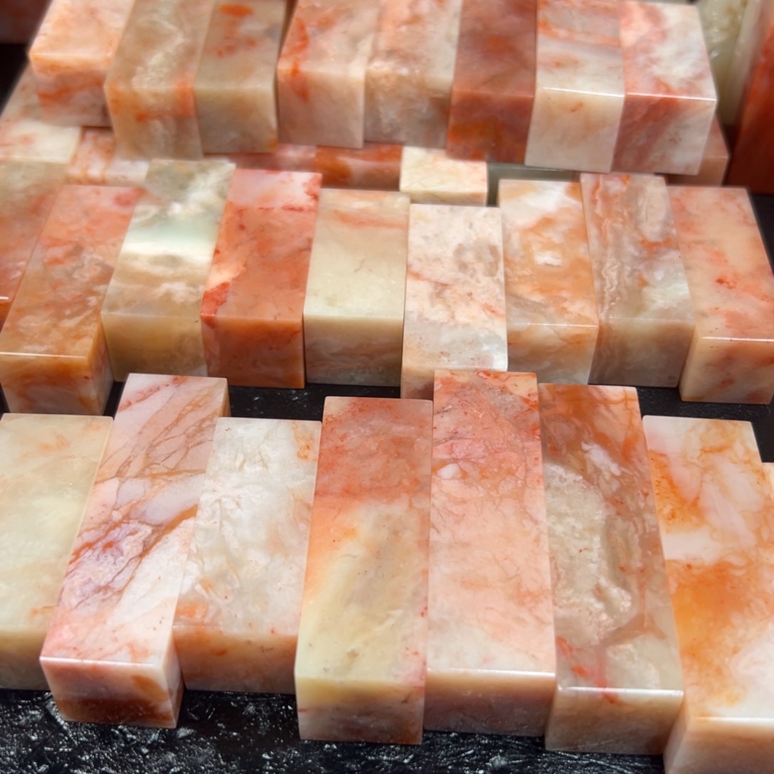 老挝石印石故***生老挝石