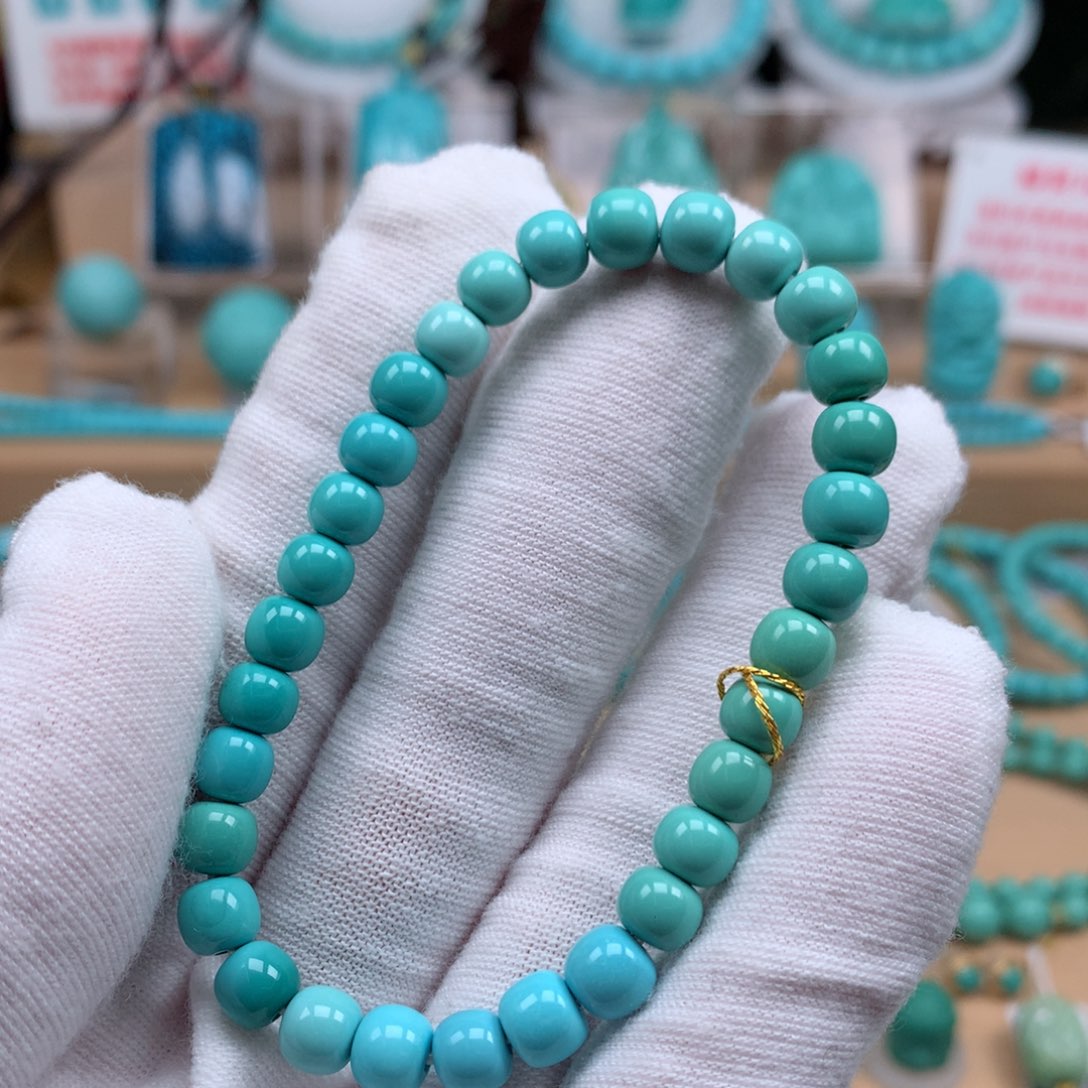 绿松石未镶嵌珠宝奇石