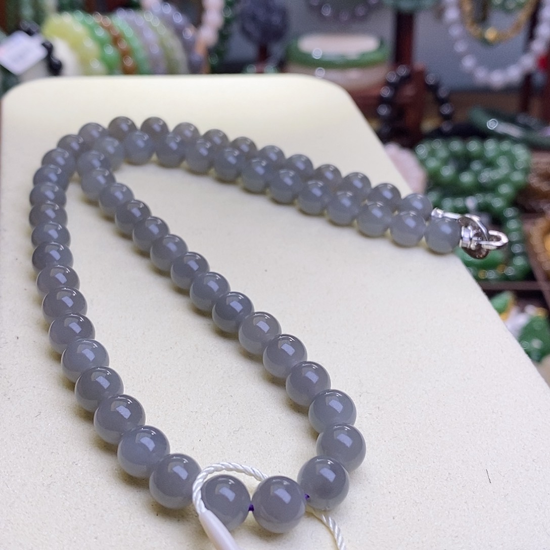 和田玉收藏级烟紫高冰老矿料浓紫圆珠项链8m未镶嵌