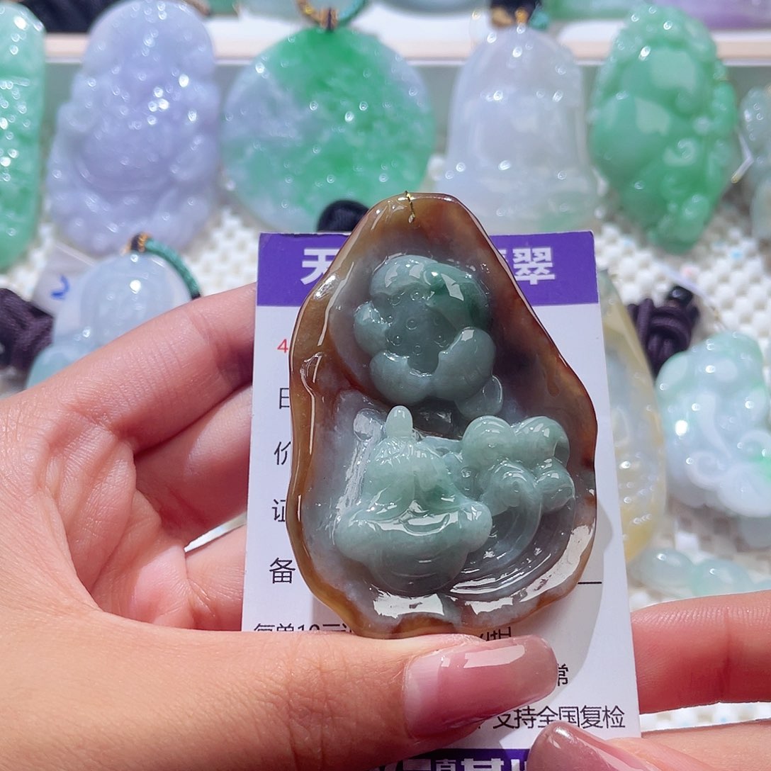 颈饰未镶嵌翡翠翡翠