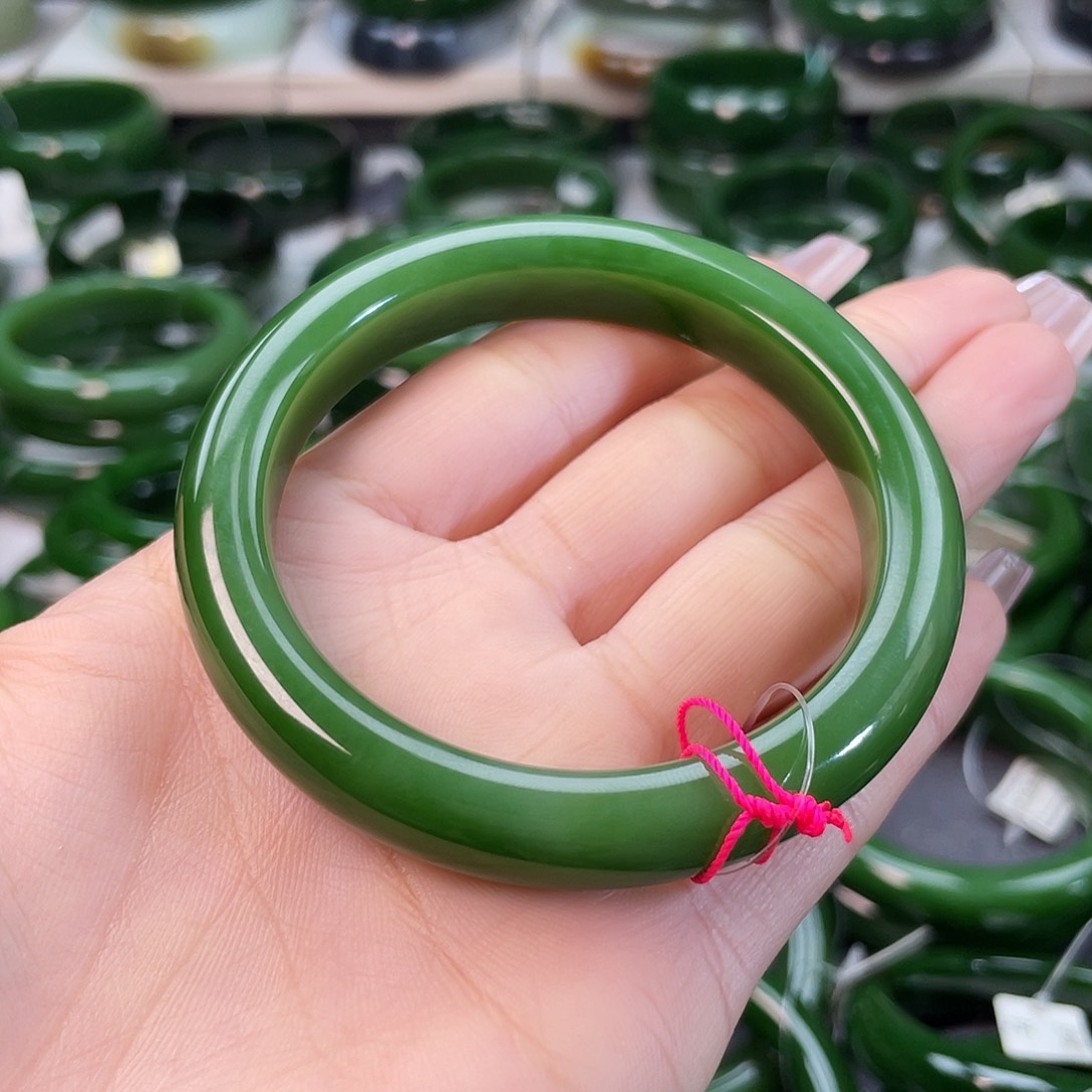 和田玉（碧玉）手镯未镶嵌