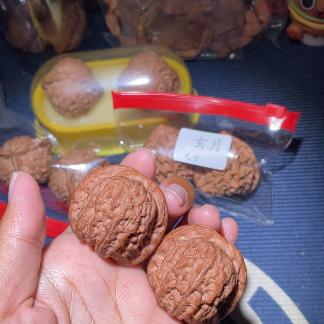 吊坠文玩核桃血麒麟38