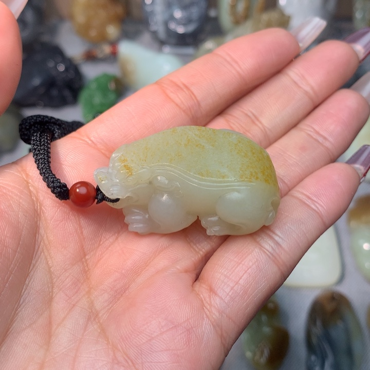 和田玉挂件未镶嵌《****》