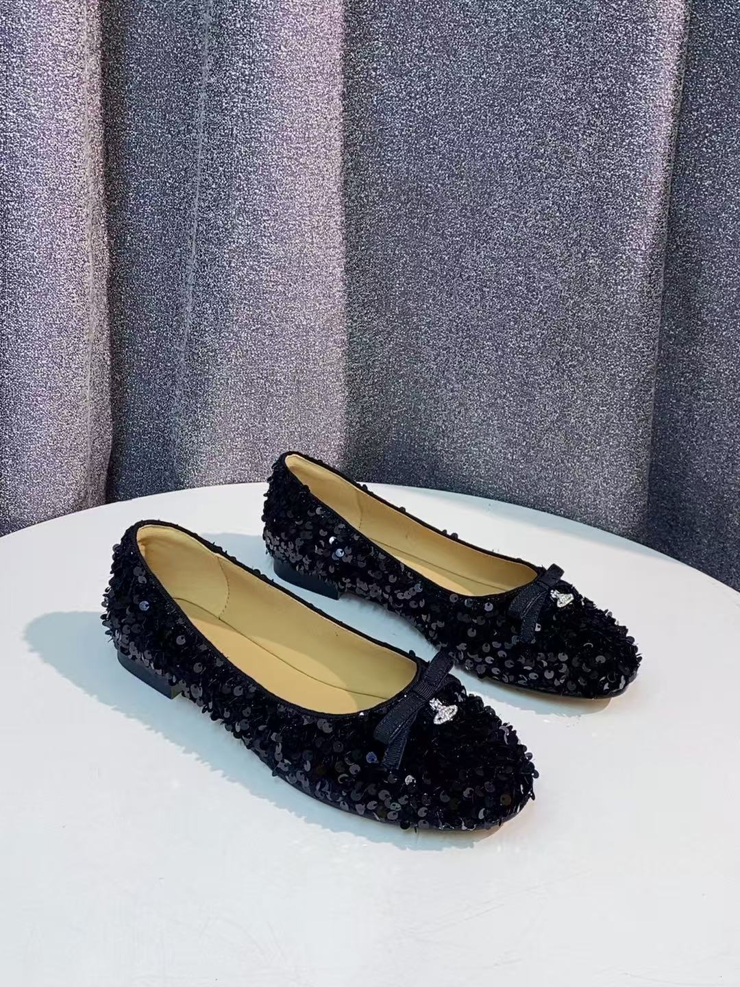 C2760   黑色 时尚圆头舒适平跟浅口女单鞋