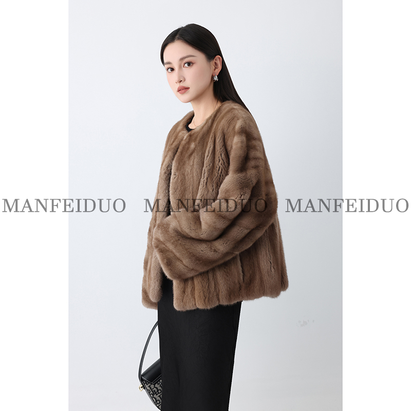 MANFEIDUO/曼妃朵 匠心原色 全机抽短2水貂皮草轻奢时尚冬季外套