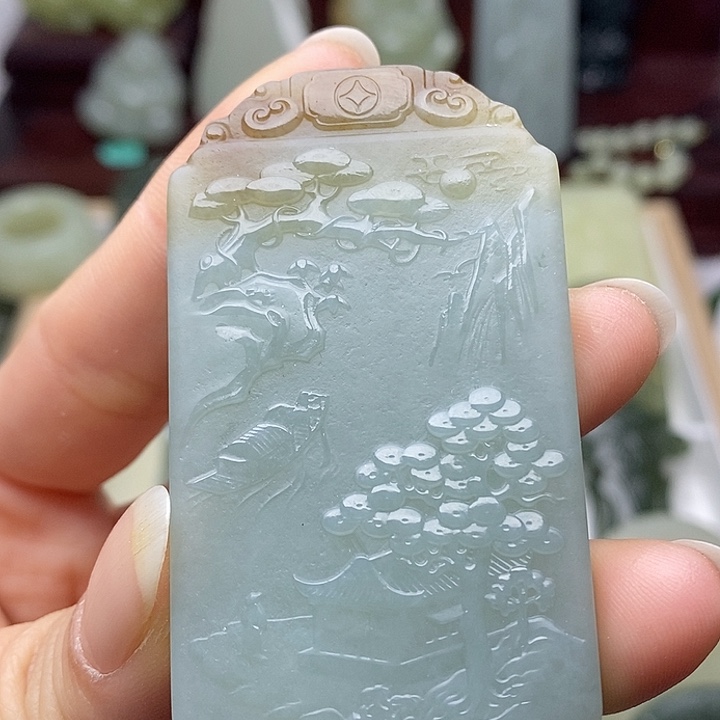 和田玉未镶嵌颈饰