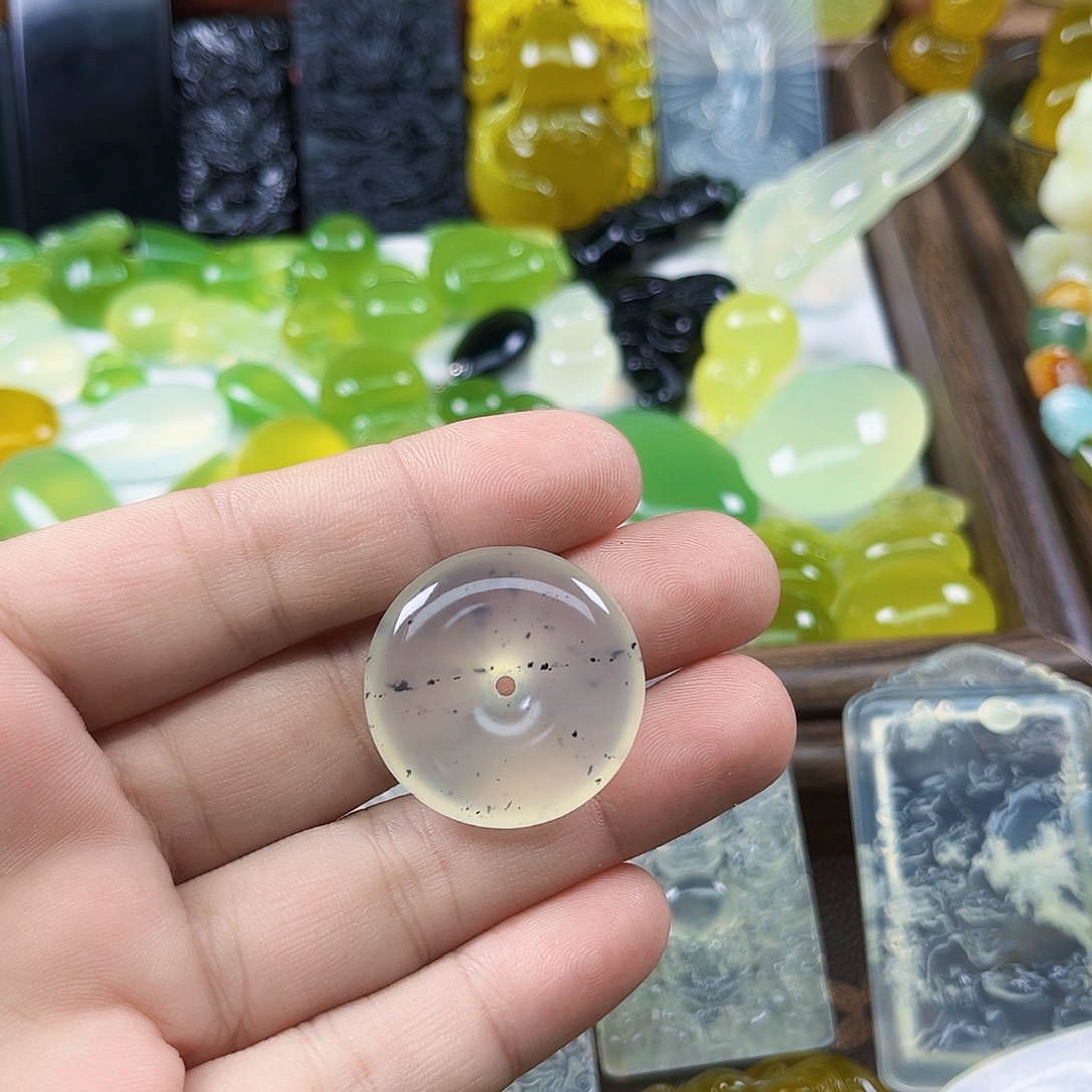 岫玉未镶嵌吊坠(不含链)