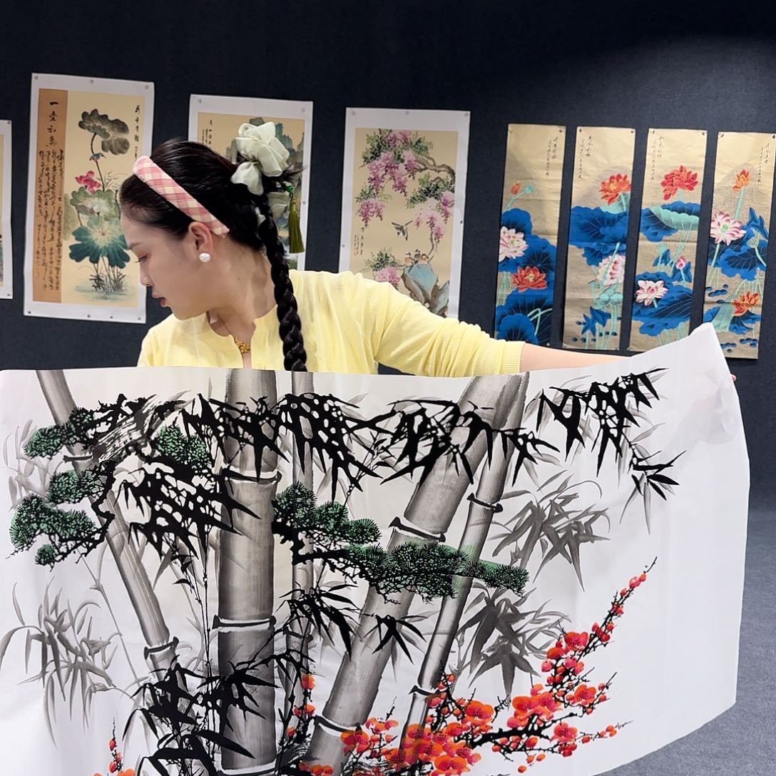国画非常精美的一副作品