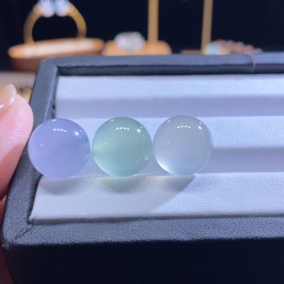 翡翠未镶嵌吊坠(不含链)翡翠高冰三彩珠