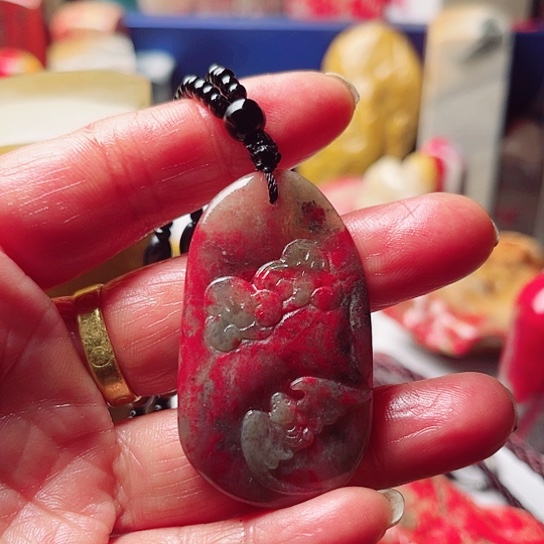 昌化鸡血石昌化鸡血石挂件软底