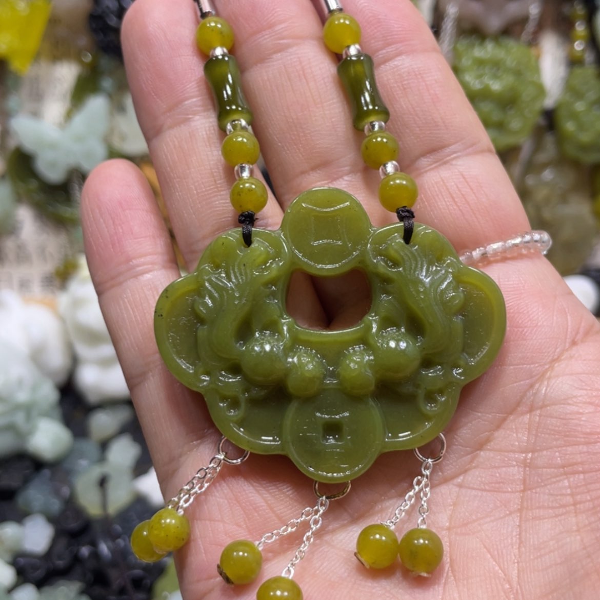 【闪购商品】岫玉颈饰未镶嵌45吊坠