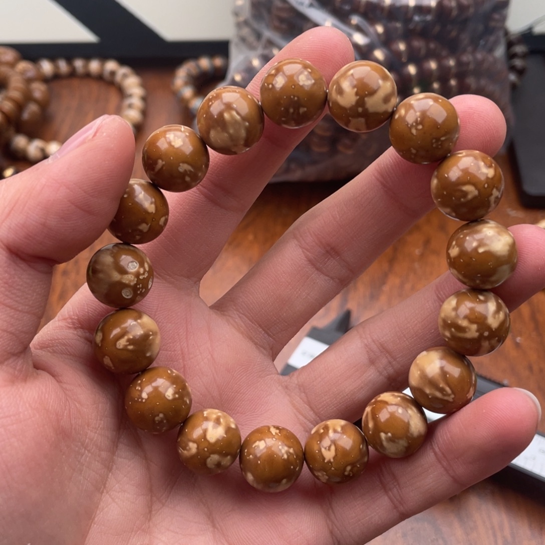 查***王紫金鼠手串紫金鼠