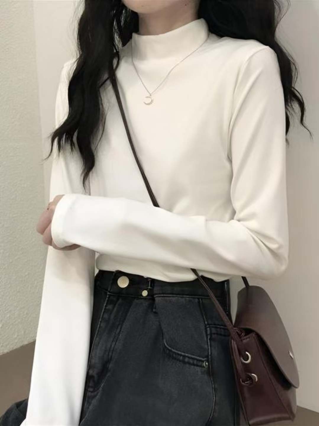 随机颜色打底衫一件