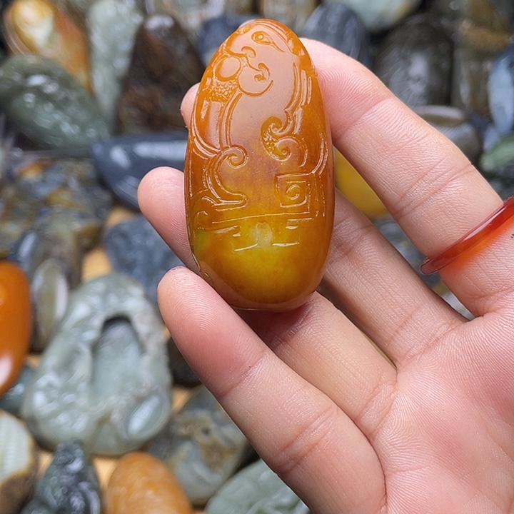 未镶嵌和田玉挂件