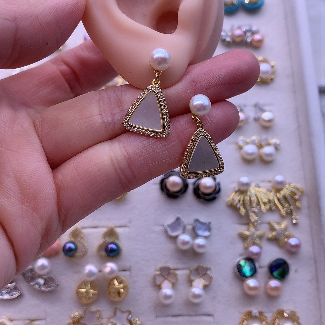 淡水珍珠耳饰合金