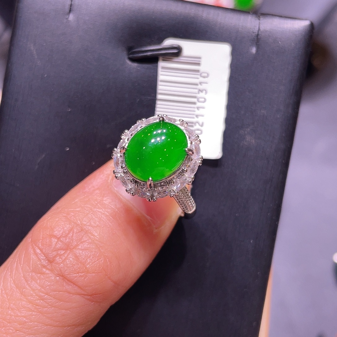 翡翠未镶嵌项链戒指