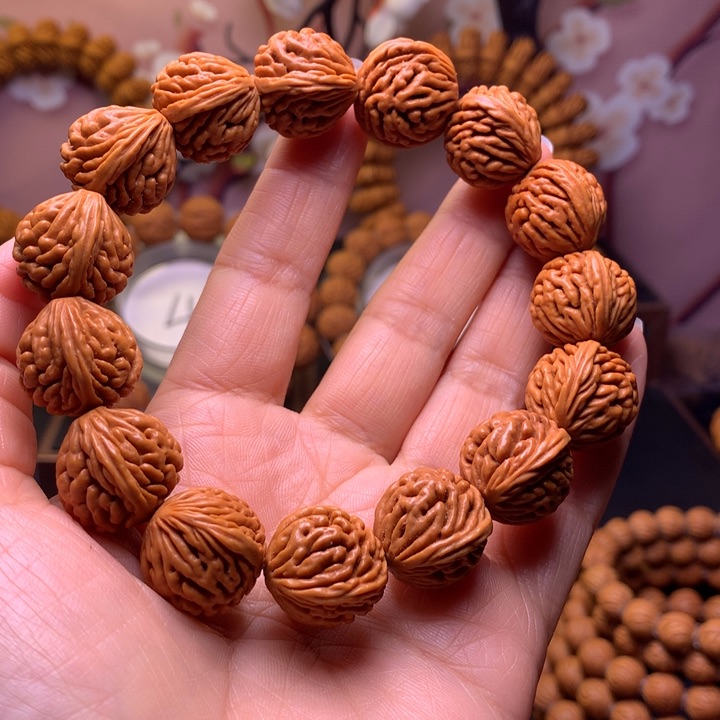 桃核手串龙纹桃核3