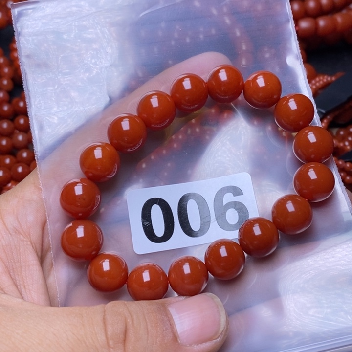 南红玛瑙手链未镶嵌8****宗