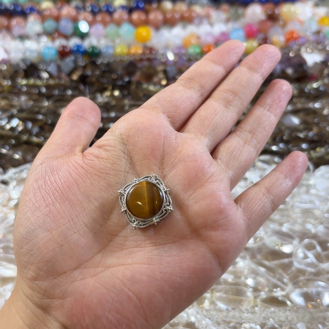 小***姐未镶嵌珠宝半成品水晶