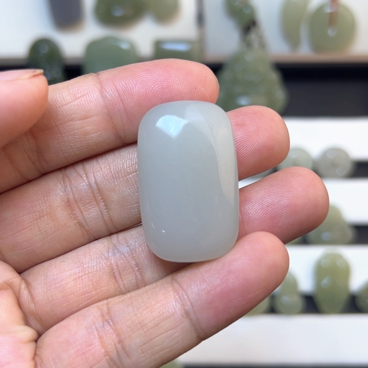 和田玉吊坠(不含链)未镶嵌666