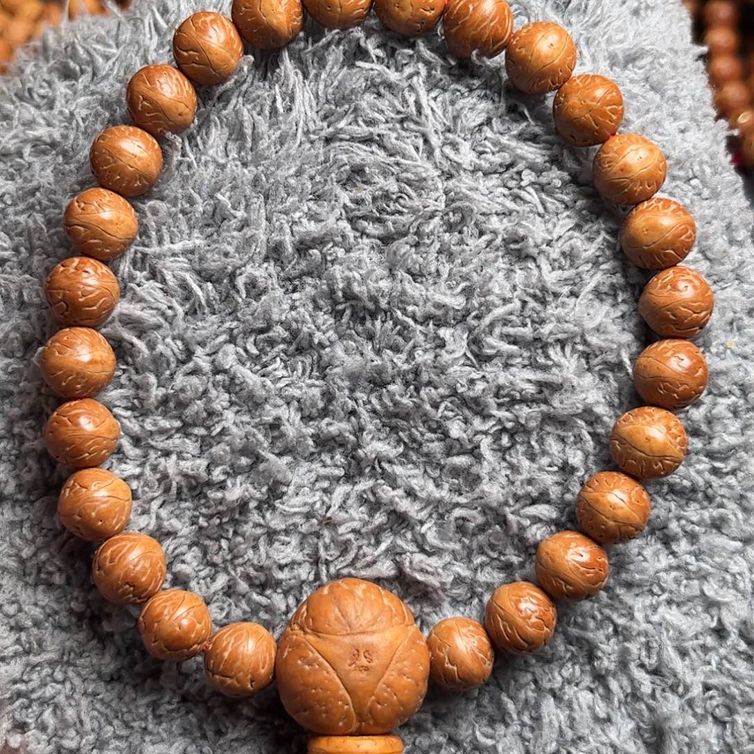 杨***意吊坠凤眼菩提凤眼菩提手串手链