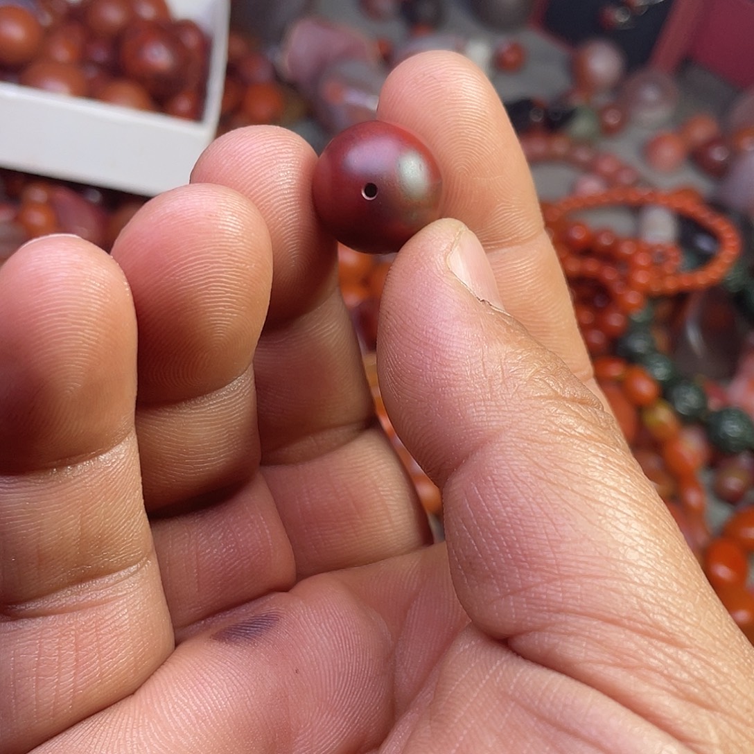 ****y南红玛瑙未镶嵌川料南红纯手工手工打磨