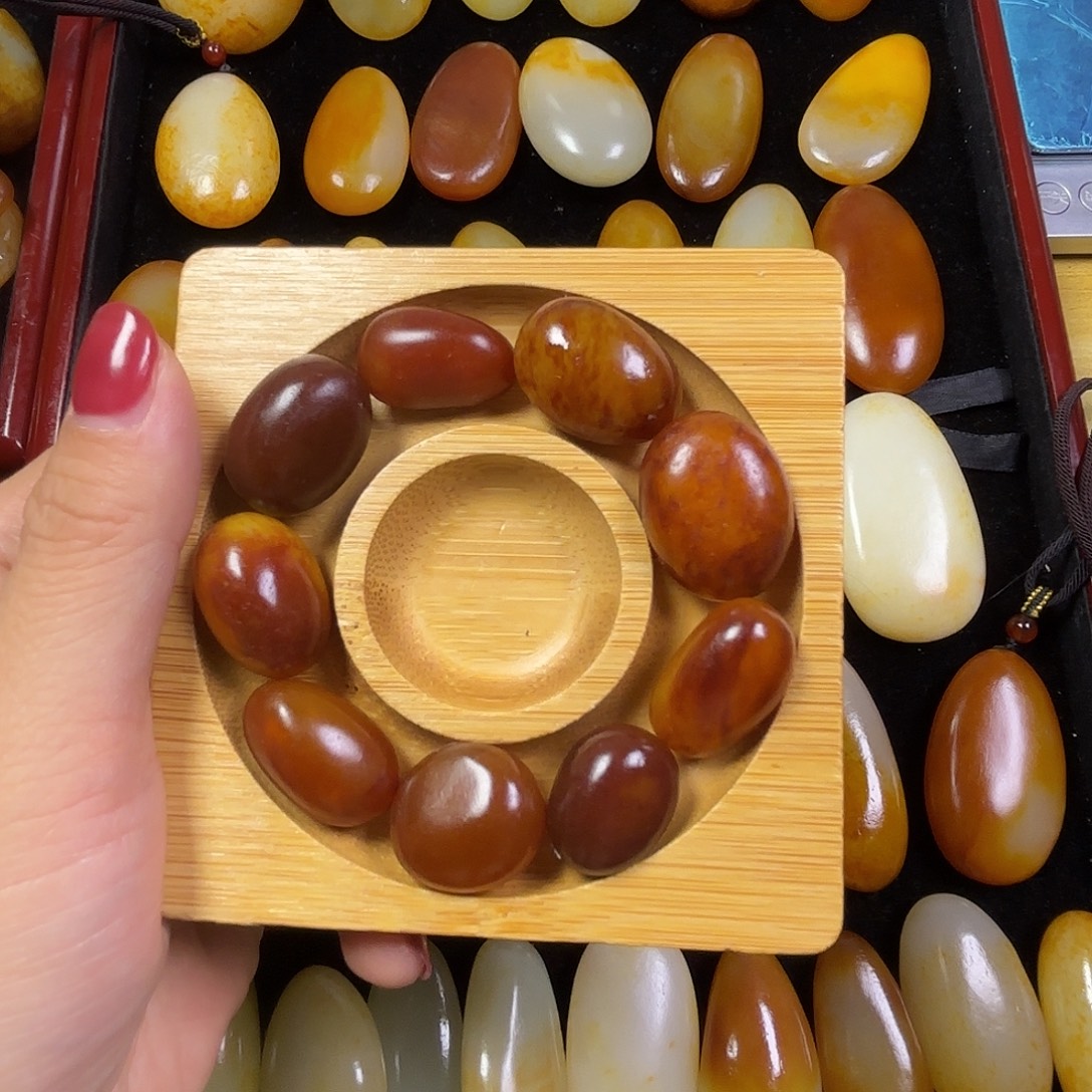 @***D和田玉未镶嵌颈饰