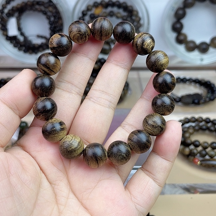 沉香手串老*越南芽庄白奇玉化留疤嘤子虎斑