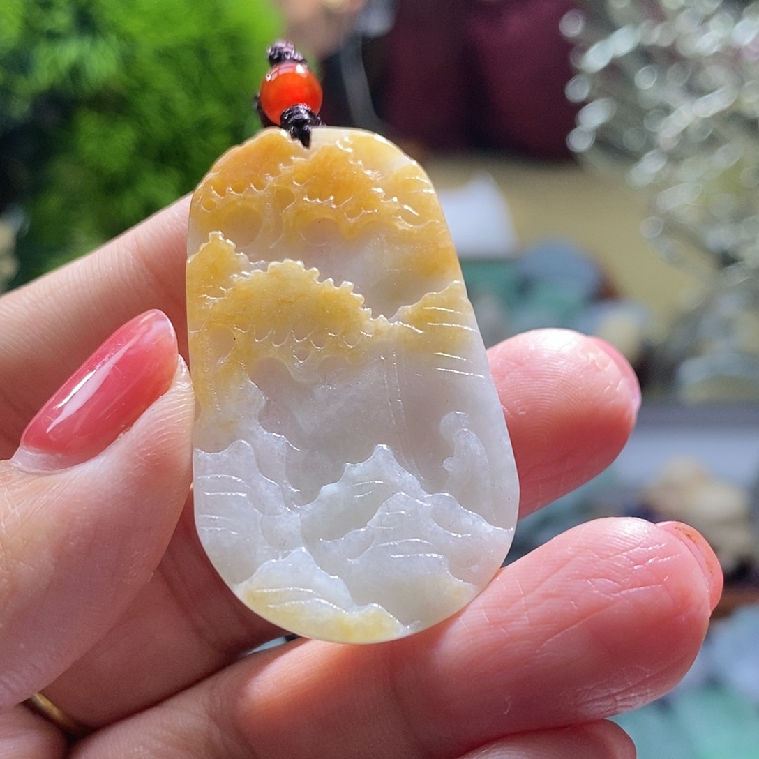 【闪购商品】翡翠未镶嵌颈饰山水