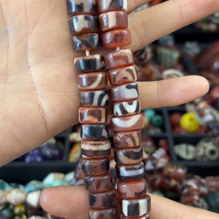 浮***～玛瑙/玉髓未镶嵌颈饰