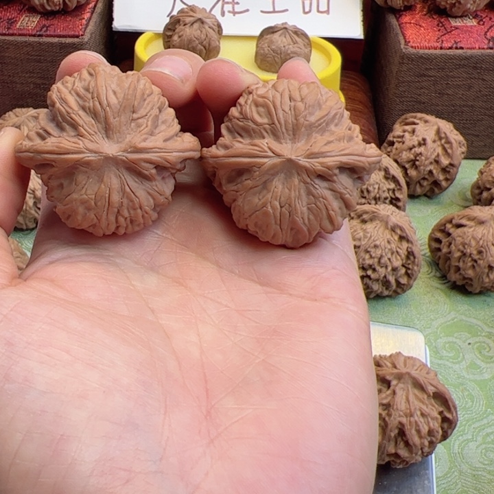 文玩核桃吊坠磨盘文玩核桃手把件