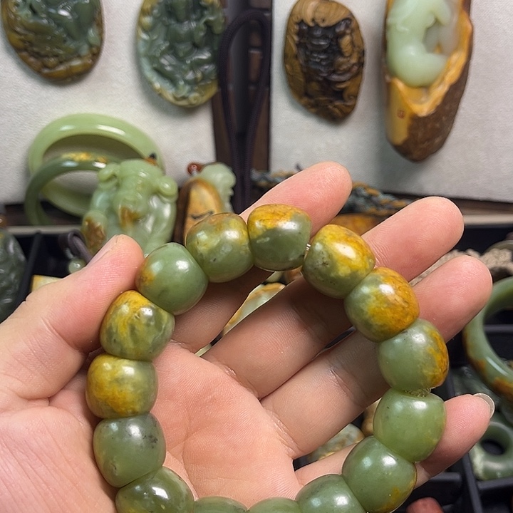 武***练岫岩河磨玉（透闪石质玉）未镶嵌手链