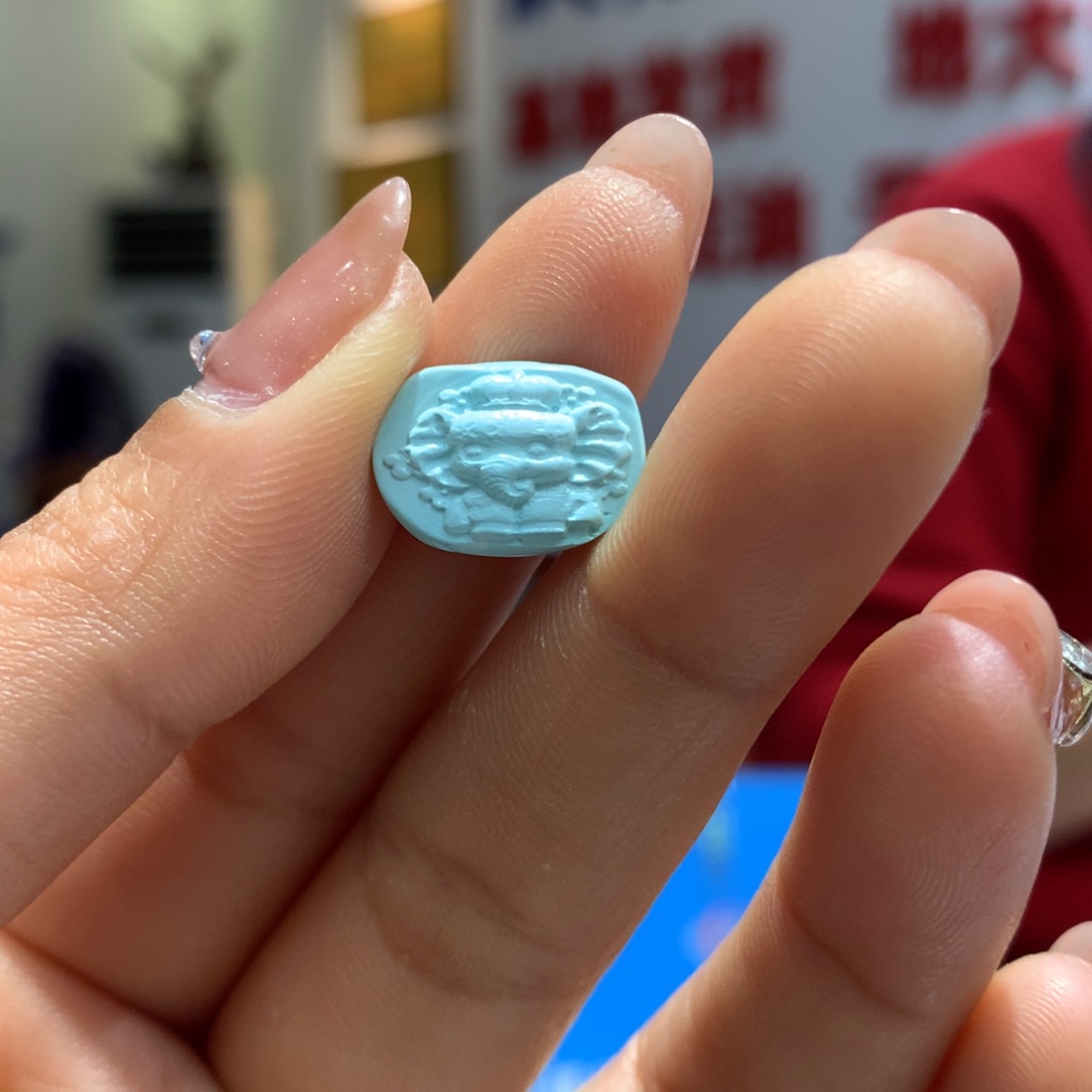 绿松石配饰未镶嵌