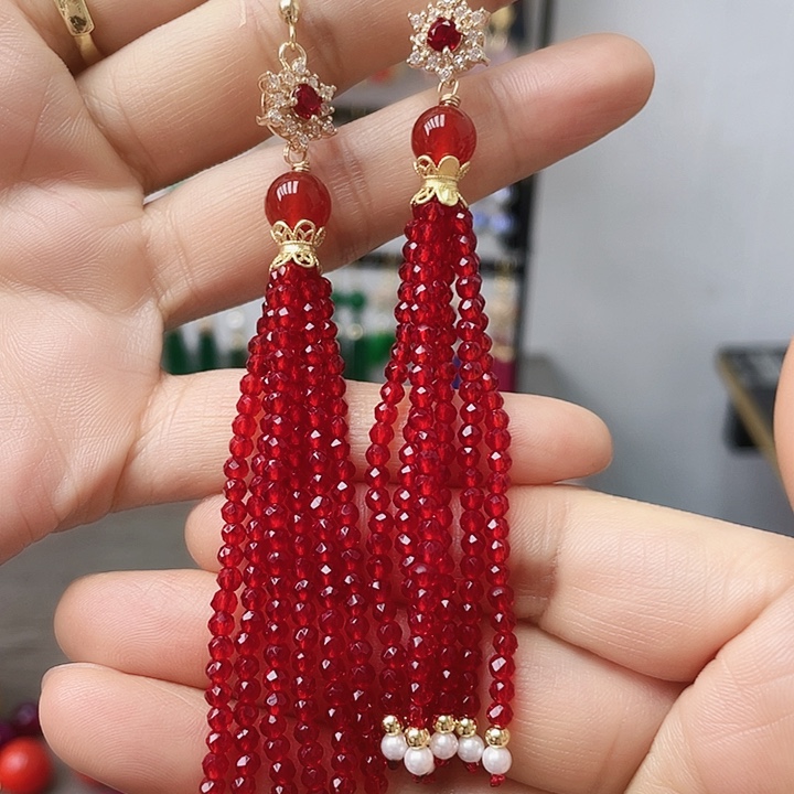 石英质玉耳钉合金