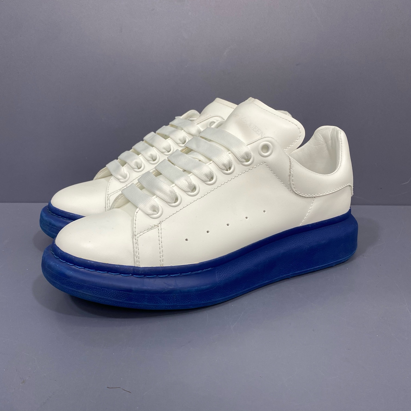 95新 Alexander McQueen/亚历山大·麦昆 40码 麦昆白蓝休闲鞋 265