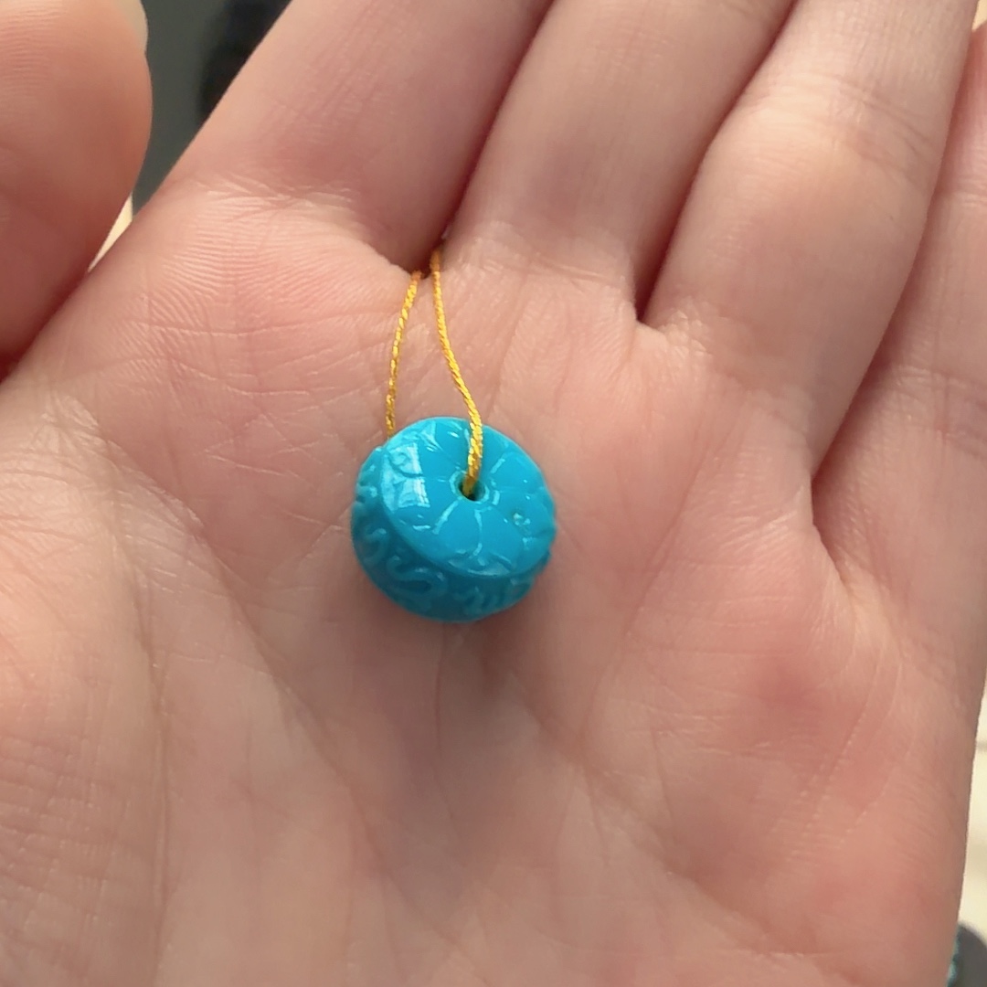 绿松石未镶嵌颈饰