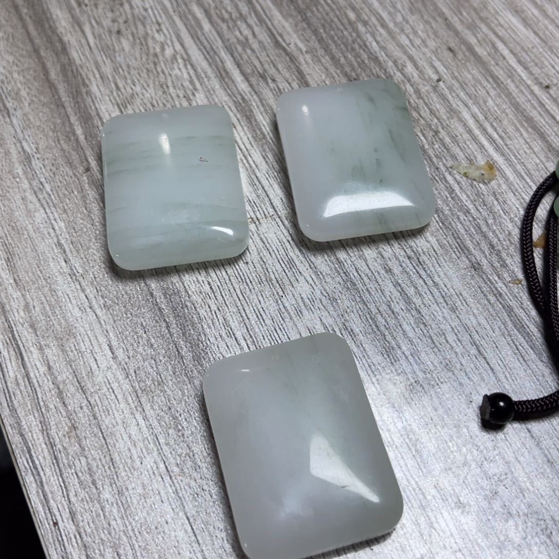 硅化玉未镶嵌颈饰