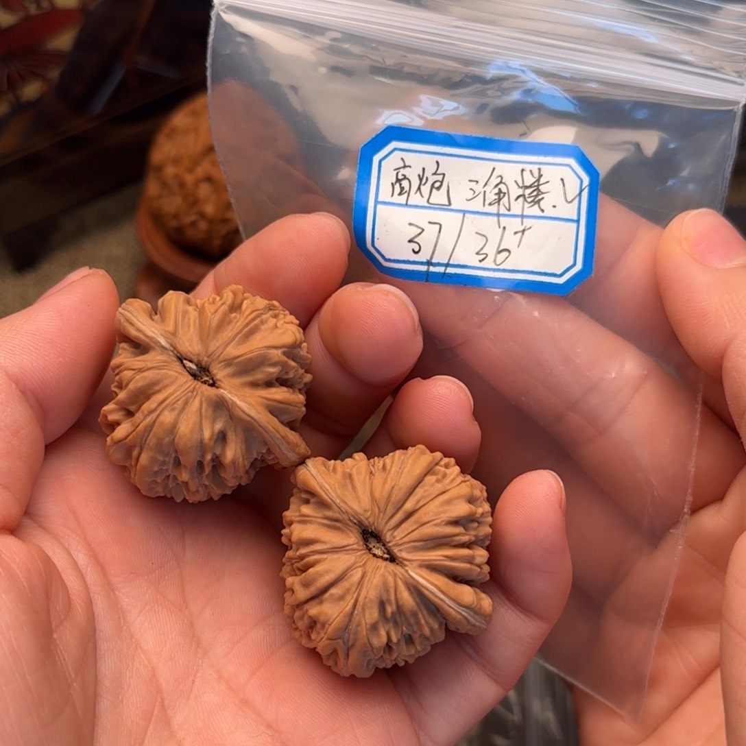 文玩核桃把件楼子