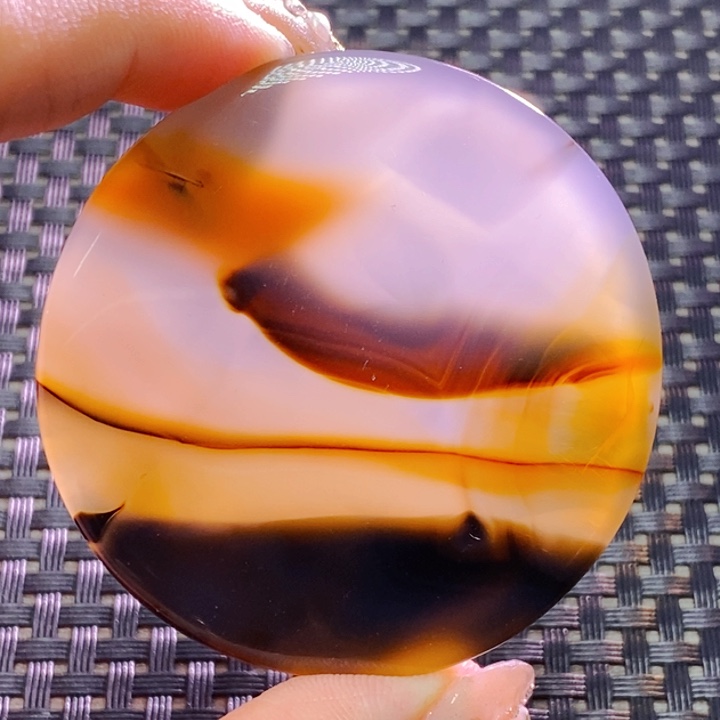 玛瑙/玉髓颈饰未镶嵌山**夫