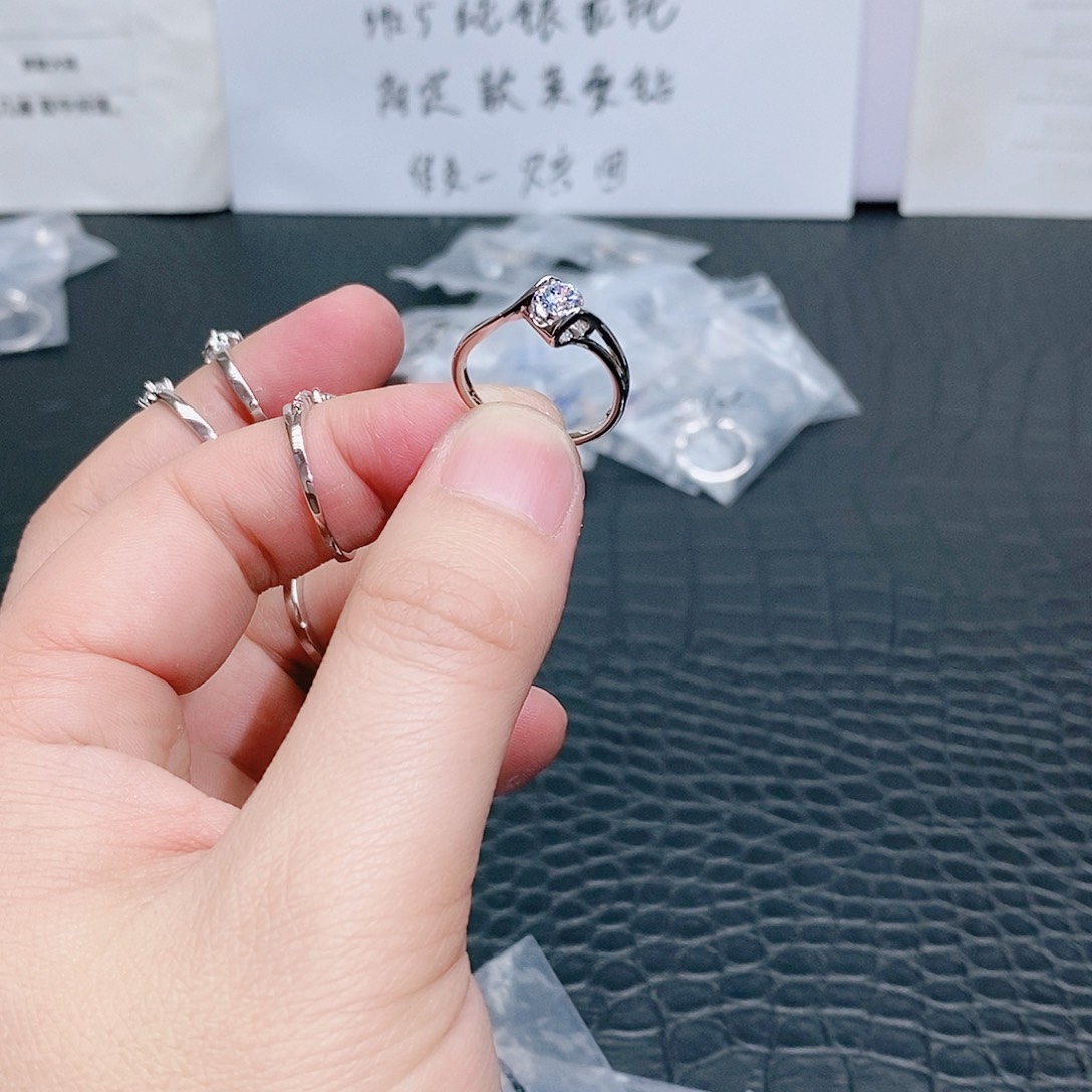 合成碳硅石925银光臂天使50分15码