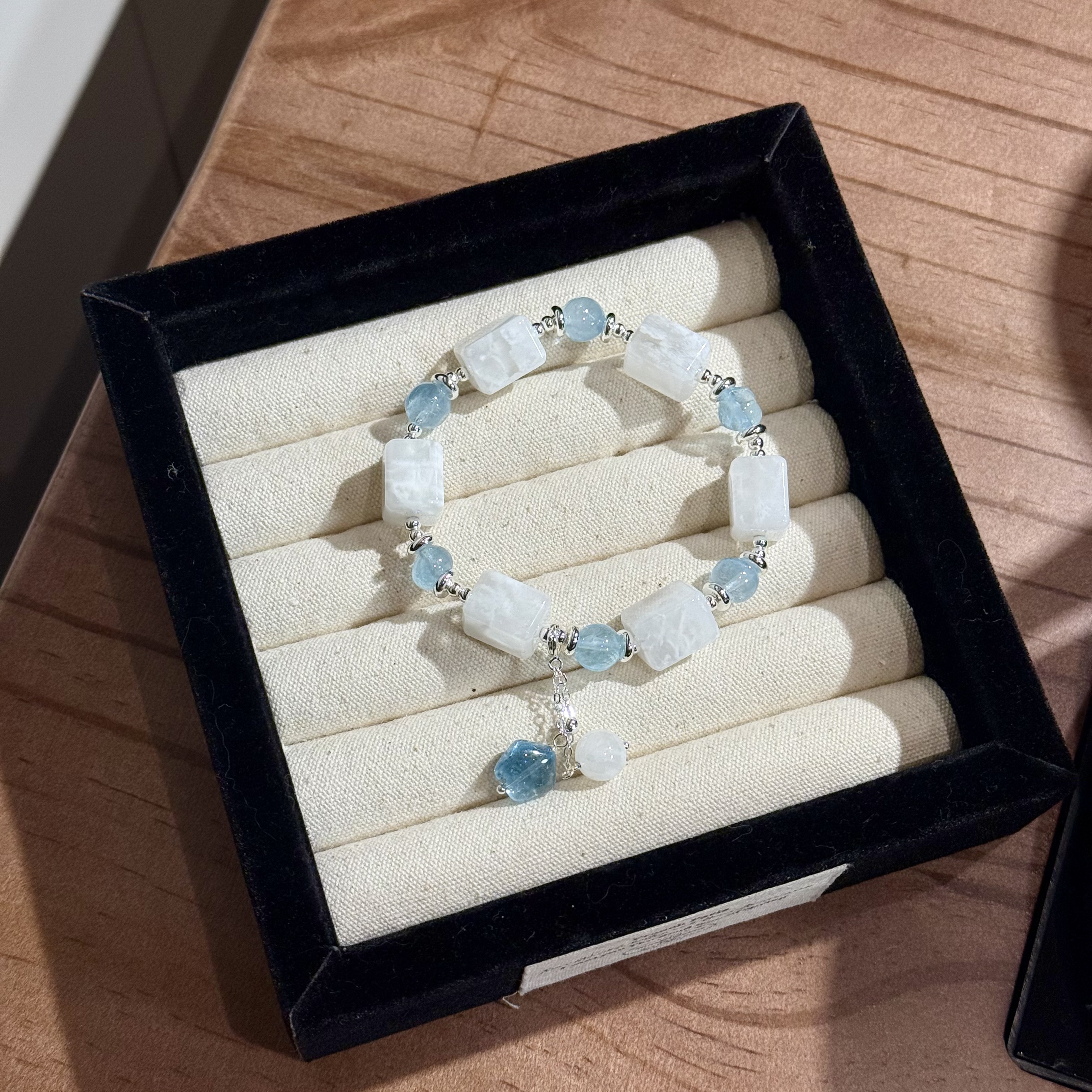 《雪花托帕》A624天然雪花幽灵水晶蓝托帕星星设计款手串多样性发一