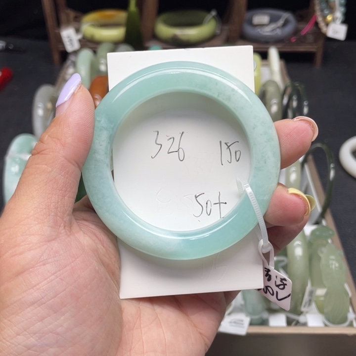 蛇纹石玉未镶嵌手镯齐*